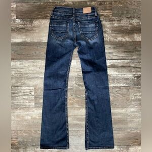 BKE Stella. Slim fit. Low rise. Boot cut. Size 24x31 1/2
